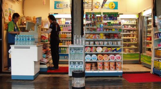 台湾便利店密度全球居冠，功能全面超强服务多元贴心
