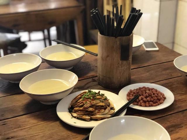 几十年酒价未变酒香亦未变，南昌一元水酒店27年没涨价