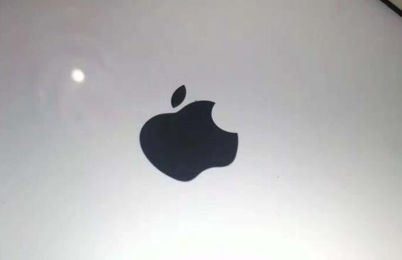 iPhone市场需求低迷，苹果被迫采取一系列罕见营销策略