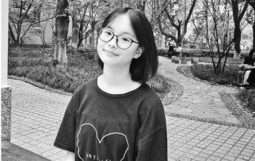 学业经商两不误，初中女生小季做微商实现零花钱自由