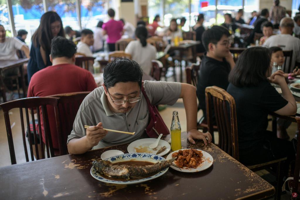 国营老饭馆燕龙餐厅闭店，老字号坚守也要拥抱新经济