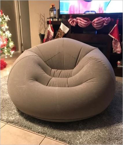 小小球迷巾爆卖70万条，中国这些小商家在世界杯赚翻了