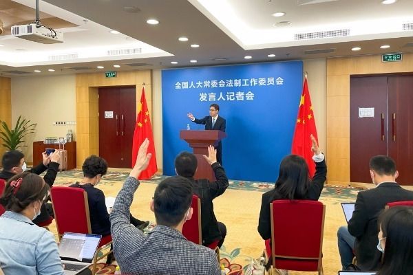 统筹运用立、改、废、释、纂等立法方式依法维护民营企业产权和企业家权益 ...