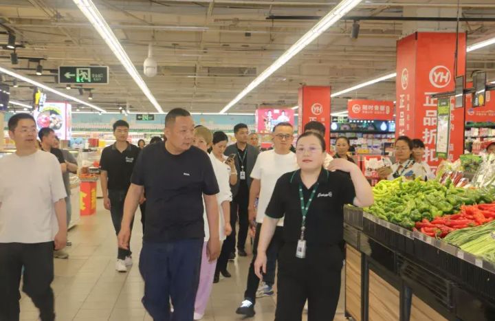 多次帮扶传统商超企业调改效果显著，从郑州新乡两家门店开始胖东来将启动帮扶永辉超市 ...