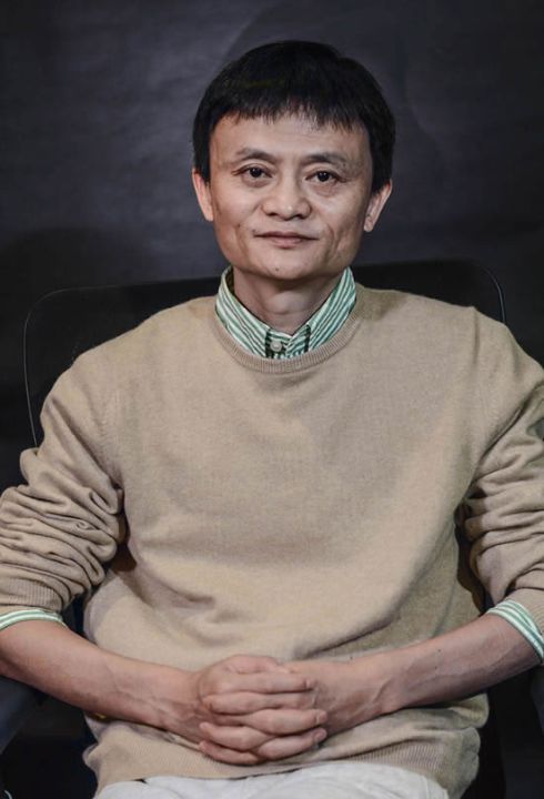卢松松：属于马云的时代结束了，他应该也不会再发声、这次回来估计处理完事情就又走了 ...