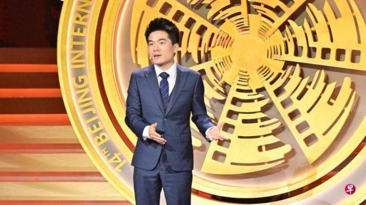 与辉同行从东方甄选独立并由董宇辉个人完全持股，董宇辉从东方甄选离职新东方股价大跌 ...
