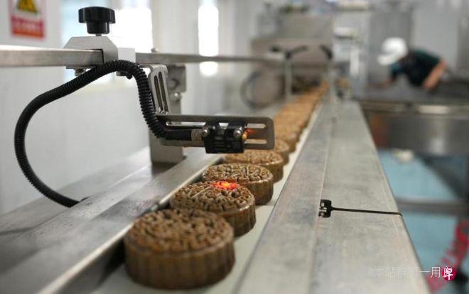 订单减少消费疲软月饼白酒行情遇冷今年中秋月饼酒水囤货意愿不强消费市场表现不如往年