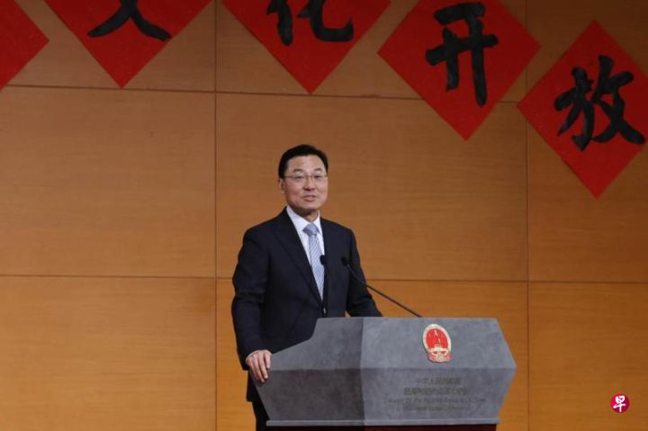 高筑关税壁垒将导致国际经贸气滞血瘀，中国驻美国大使谢锋批评美国自己生病让别人吃药 ...
