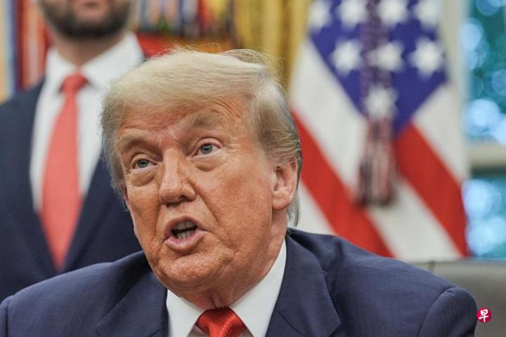 美国总统特朗普突然宣布立即终止与加拿大所有贸易谈判原因是加向美公司征收数码服务税 ...