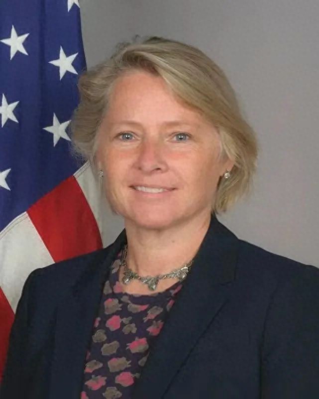美国资深外交官董云裳：外交已束之高阁忧虑特朗普关税政策对中美关系乃至全球经济影响 ... ...