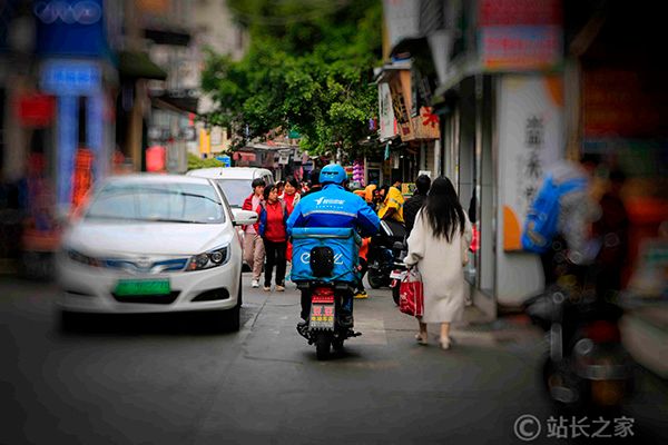 外卖大战打响后市场监管总局约谈饿了么、美团、京东要求理性竞争