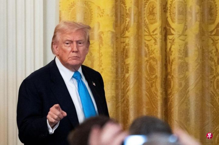 关税大限至美国总统特朗普宣称他的关税政策完全逆转被动挨打状况让美国再次伟大和富裕