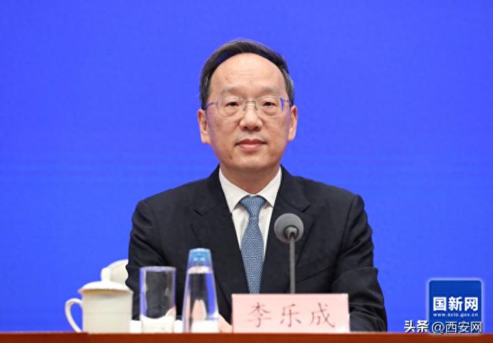 工信部：将对虚假宣传网络乱象开展专项整治，绝不容忍非理性竞争一夜之间毁掉一个企业 ...