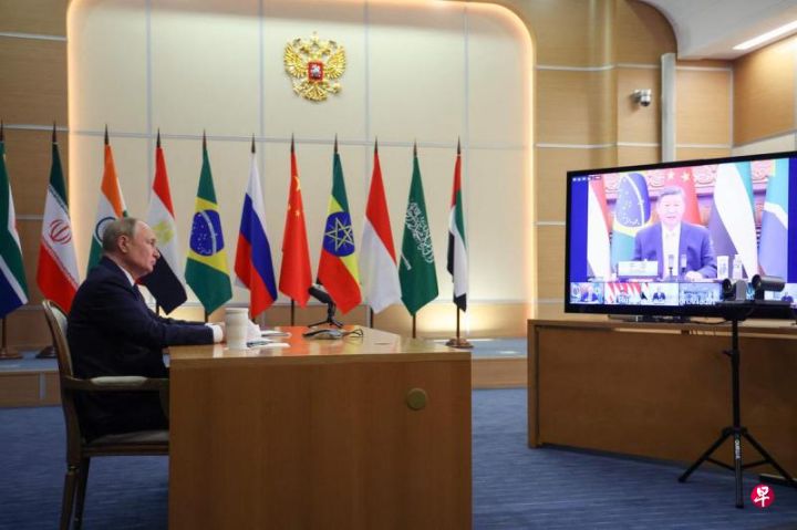 美国对贸易伙伴发起关税战，金砖国家强烈谴责贸易保护主义以及把关税作为勒索工具做法 ... ...