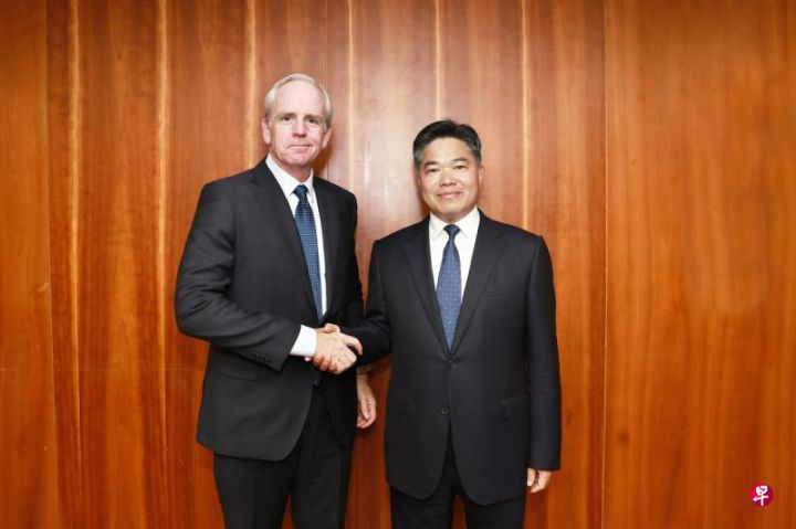 商务部副部长盛秋平会见沃尔玛副总裁，呼吁沃尔玛发挥跨国公司国际影响力扩大在华采购 ...