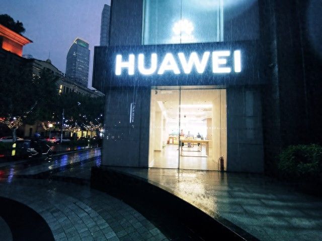 华为转型之路：从代理到自主研发，避免受制于人宁愿放弃继续躺着挣钱也要站起来搏一把 ...