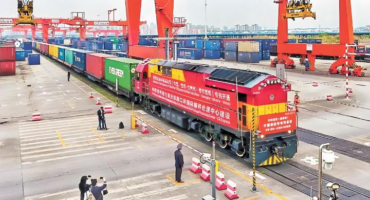 中美贸易战暂停，欧盟却加戏？对华制裁变本加厉，结果砸了自己脚