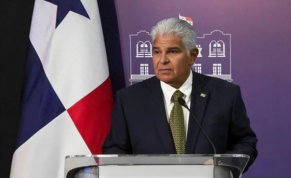 中方反制开启巴拿马将损失惨重，长和仍控制港口巴总统出面降温