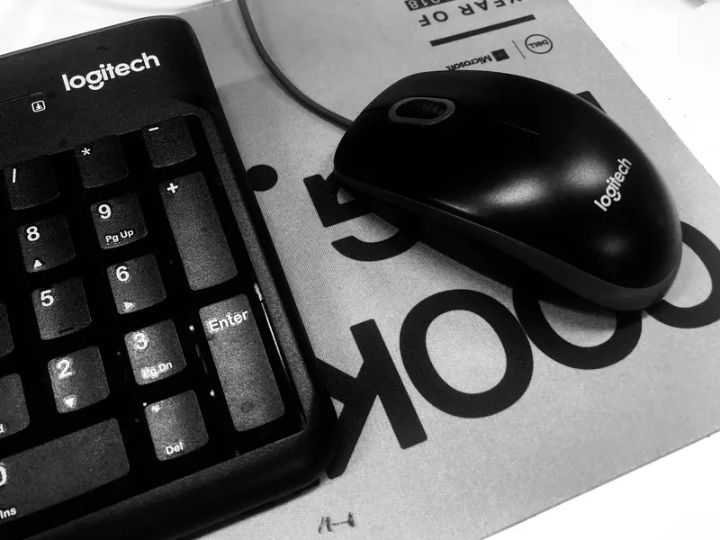 罗技就争议广告致歉，涉事创意物料全面撤除