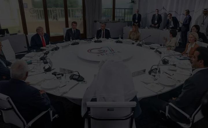 美国总统特朗普刚刚和俄罗斯总统普京通电话对俄乌冲突进行沟通，建立起友好合作关系不到48小时就变卦了 ...